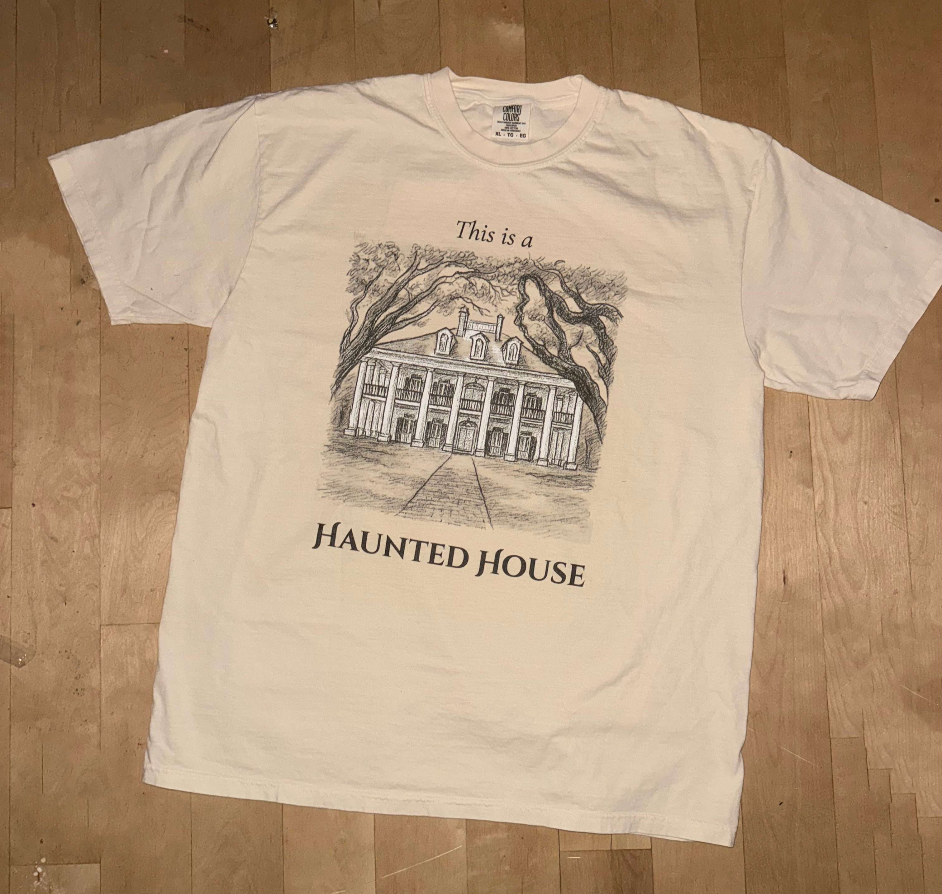 "This Is a Haunted House" Vintage Folklore T-Shirt - Unisex Heavyweight Tee